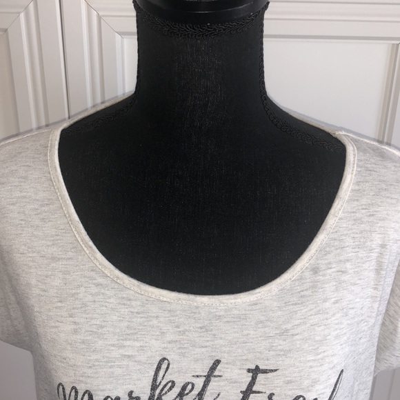 Maurices short sleeve flower print T-shirt - Picture 4 of 5